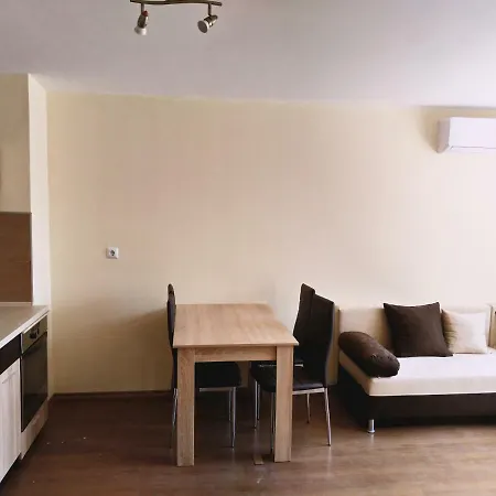 Apartament Sunny 1 *